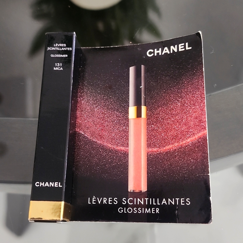 CHANEL nwt LÈVRES SCINTILLANTES GLOSSIMER 131 MICA